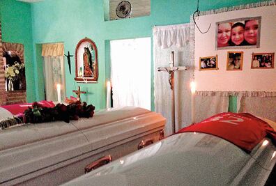 Repatrian cuerpos de asesinados en Chicago