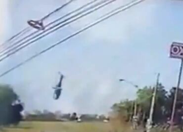 FGR investiga desplome de helicóptero en Aguascalientes; no se encontraron impactos de bala, detalla