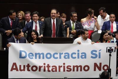 Pide PT a 4T no confiarse y reforzar alianza 