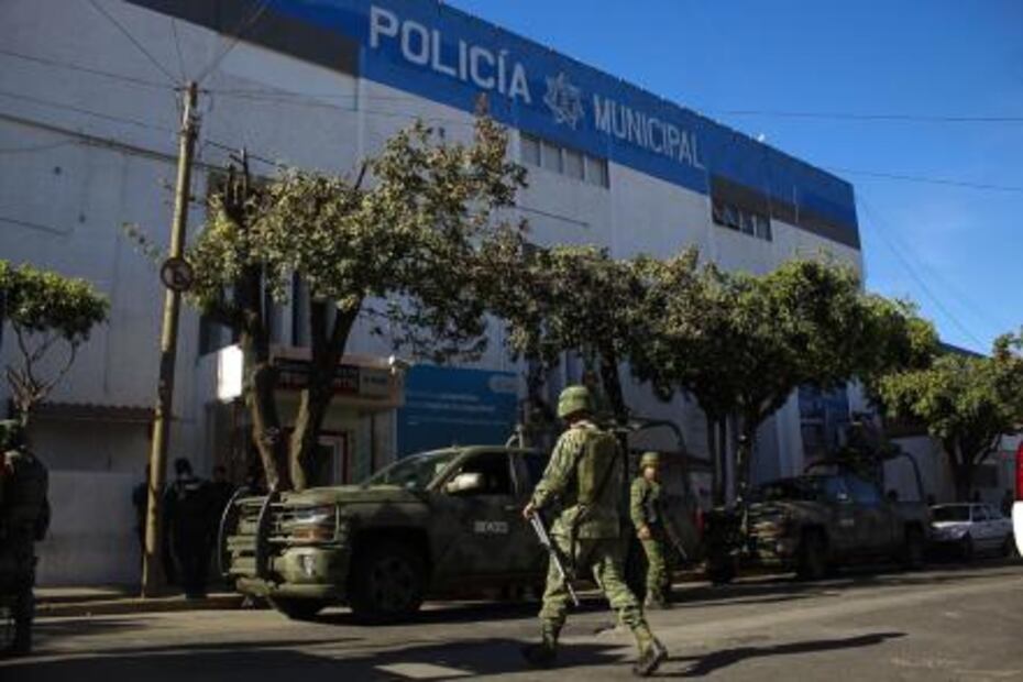 Intervienen fuerzas federales y estatales a Policía de Tlaquepaque