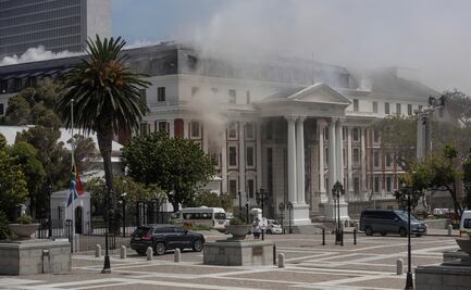 Detienen un sospechoso tras incendio en Parlamento de Sudáfrica