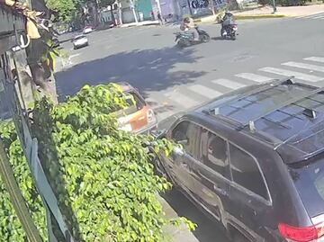 En video, el impactante choque entre dos motociclistas en la CDMX
