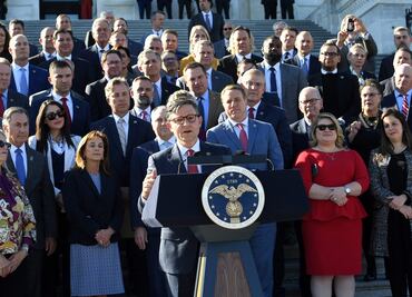 Cámara Baja de EU expresa su apoyo a Israel y le exige a Hamas detener sus ataques