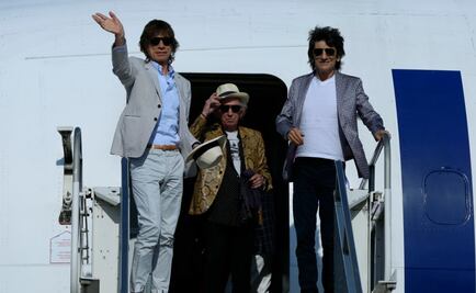 Regalan a los Stones réplica del balón del Mundial de 1930