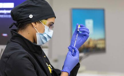 Lo que sabemos de la paciente que sufrió una reacción alérgica a la vacuna antiCovid-19 de Pfizer