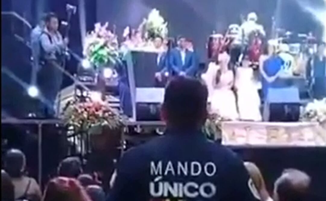 Especial. La risas se dieron cuando gritó "Arriba el Padre Nuestro".