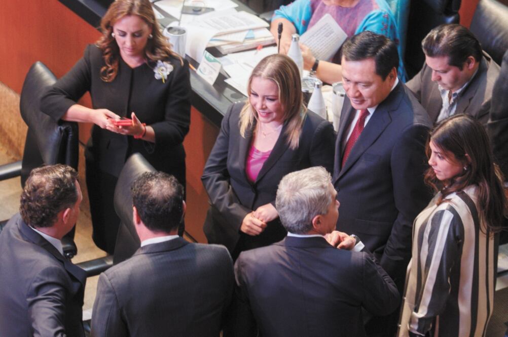El Senado se dividió en torno a la reforma educativa, y al final la oposición terminó triunfando, pues el cambio no avanzó. Foto: ISAAC ESQUIVEL. CUARTOSCURO