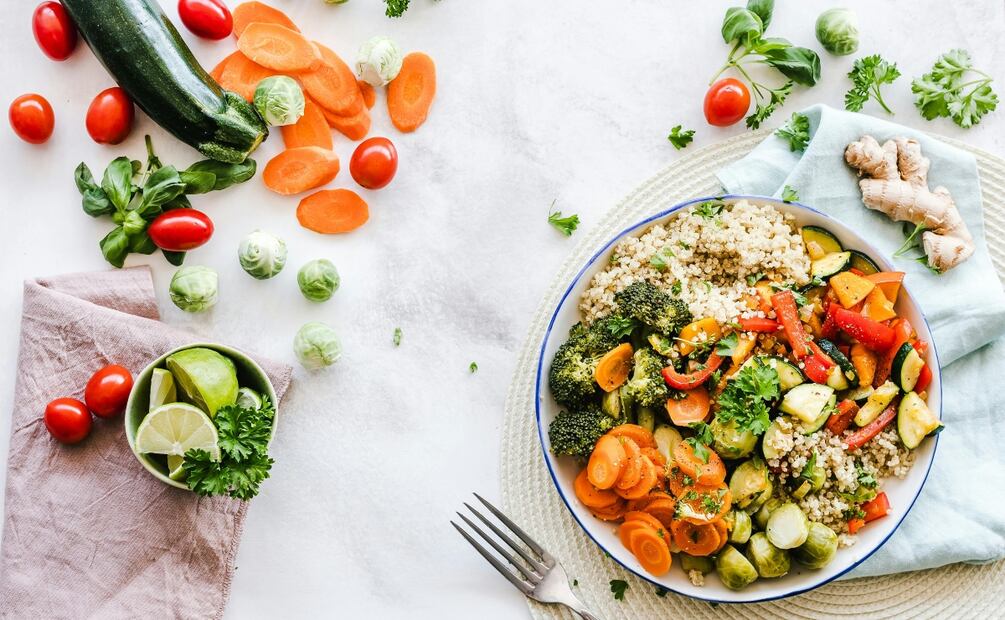 Alimentación para los síntomas de la menopausia. Foto: pexels