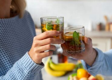 La infusión natural a base de dos flores que alivia el síndrome de intestino irritable