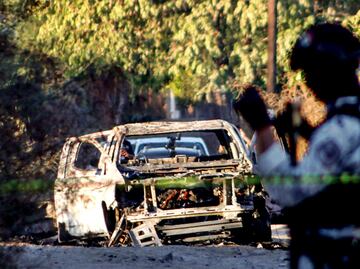FOTOS: Así quedó la camioneta que explotó en Culiacán; difieren funcionarios sobre explosión