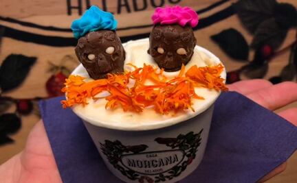 Organizan venta nocturna y secreta de helado de pan de muerto