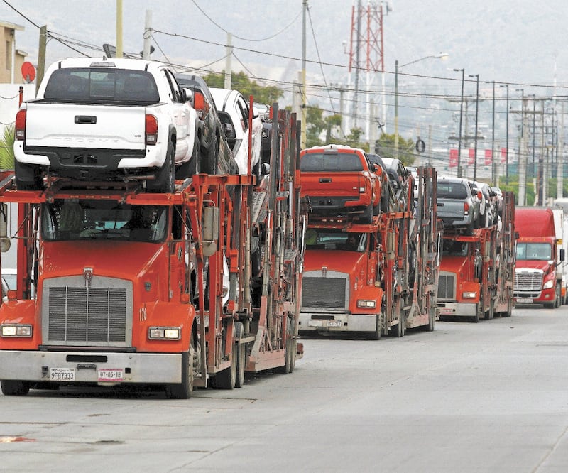 Después de firmarse el TLCAN se negociaron cartas paralelas con Estados Unidos para instrumentar el intercambio de bienes y servicios. Foto/ARCHIVO EL UNIVERSAL