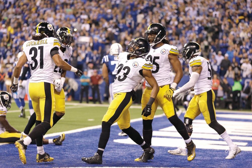 Antonio Brown fue vital en el resultado; consiguió tres anotaciones. (FOTO: AJ MAST. AP)