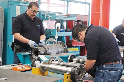 La pobreza se combate con empleos bien pagados: CEESP