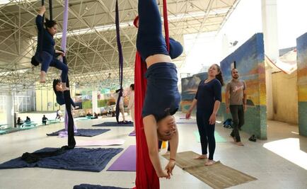 Internas de Santa Martha Acatitla aprenden danza aérea
