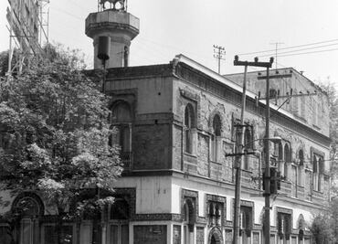 La casa morisca con dos pistas de skate