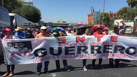Maestros de la CNTE afectan circulación en Tlalpan y Zaragoza; van a Segob