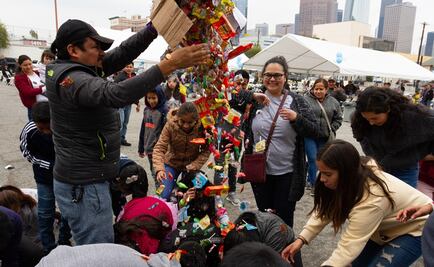 Menores indocumentados reciben "Reyes Magos" en EU
