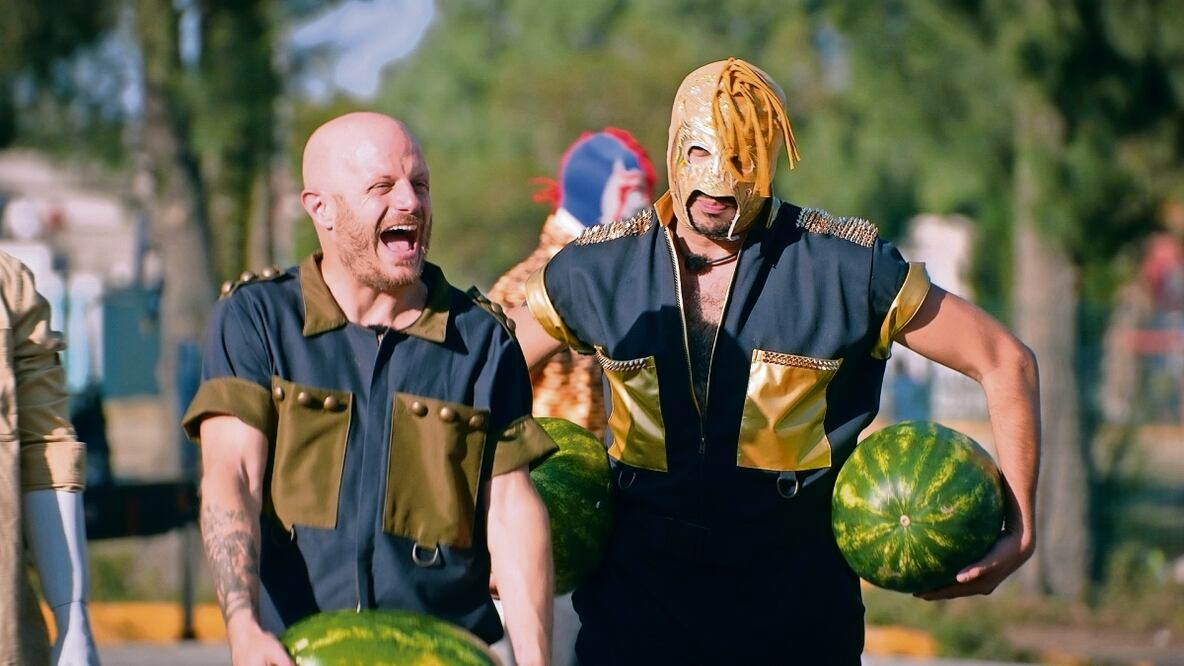 El show une dos generaciones de comedia: la de Facundo, que a finales de los 90 saltó a la fama, y la del Escorpión Dorado, Foto: Prime Video