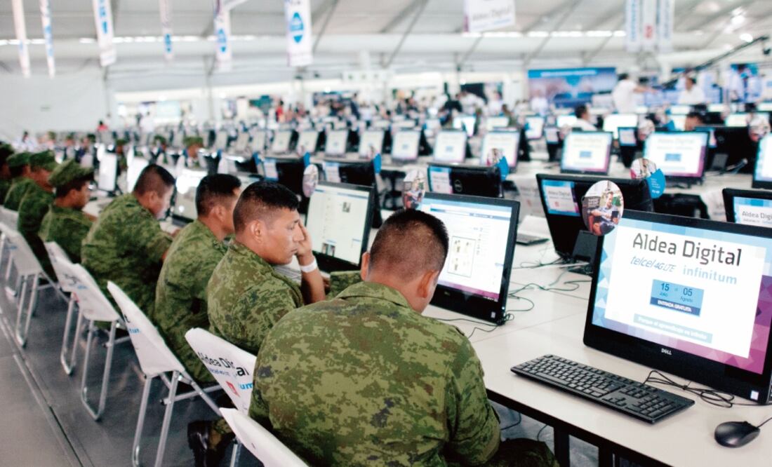 El evento durará 22 días e incluirá 30 talleres y 80 conferencistas; 5 mil computadoras y tabletas para préstamo, además de la posibilidad de conectarse a internet a 100 gigabits, equivalente a un millón de personas jugando en línea (DIEGO SIMÓN SANCHEZ.)