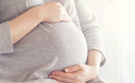 Martillan un clavo en la cabeza de una paquistaní embarazada para que tenga un varón