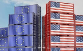 Ante amenaza arancelaria de EU, Unión Europea recuerda que acuerdo entre ambos fija tarifa máxima de 15%; "un trato es un trato"