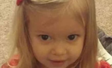 Ofrece cinco mil dólares por niña