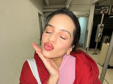 Detente un momento a ver como lucía Rosalía a sus 7 años