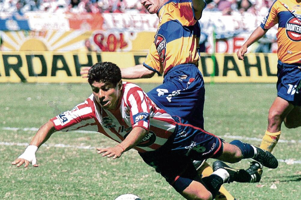 Marco Antonio fue fracturado en su época por Fernando Quirarte (ARCHIVO. EL UNIVERSAL)