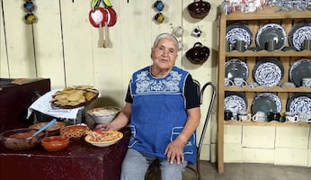 Cómo hacer tacos ahogados con la receta de Doña Ángela
