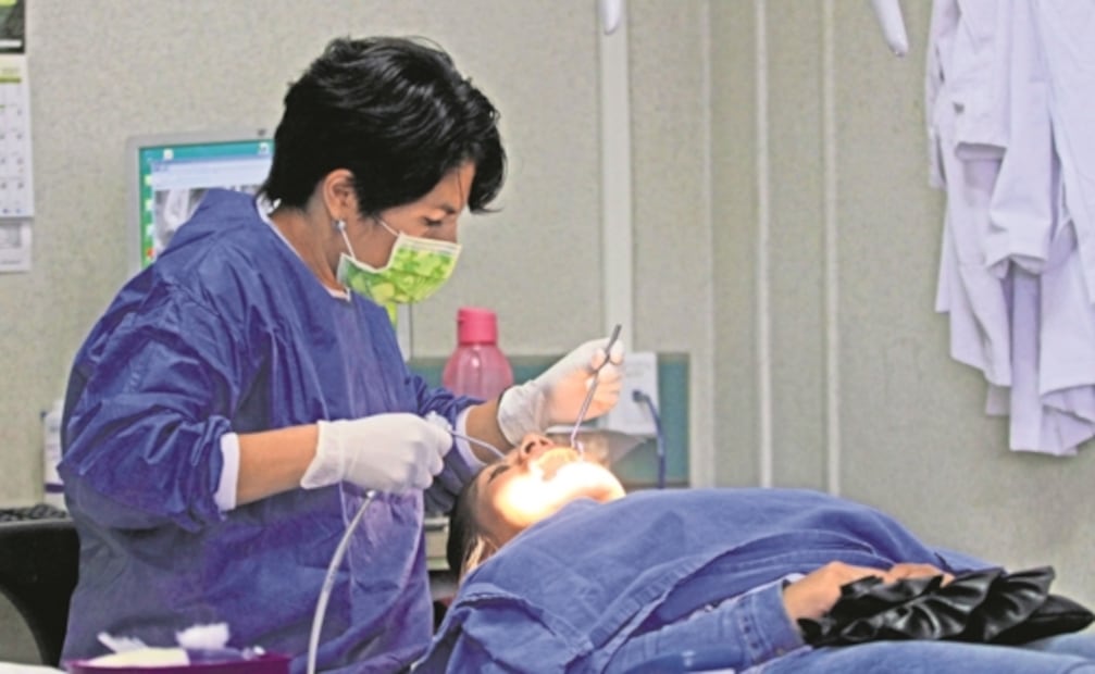 Covid-19: Odontología, área médica olvidada en jornada de vacunación