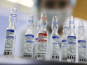 ¿Por qué Rusia tiene tan poca población vacunada pese a que desarrolló una de las primeras vacunas Covid-19?