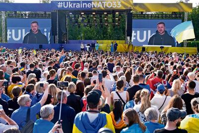 Bombas de racimo, la ayuda maldita