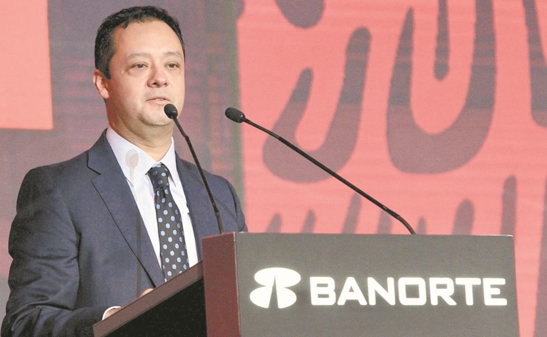 En el Foro Estrategia Banorte 2019, Gabriel Yorio González, subsecretario de Hacienda, expuso que en el paquete económico, el gobierno será realista sobre el nivel de ingresos y la sostenibilidad del endeudamiento. Foto: JAVIER LIRA. NOTIMEX
