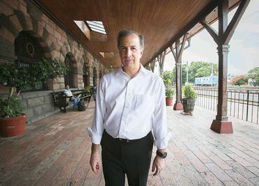 Deslindan a Meade de "estafa maestra"