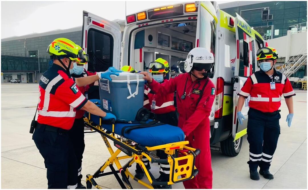 La Unidad de Rescate Aéreo “Relámpagos” participó en la acción para recibir dos riñones y un hígado para llevarlos al Centro Médico Nacional “20 de Noviembre”, en la Ciudad de México. Foto: Especial