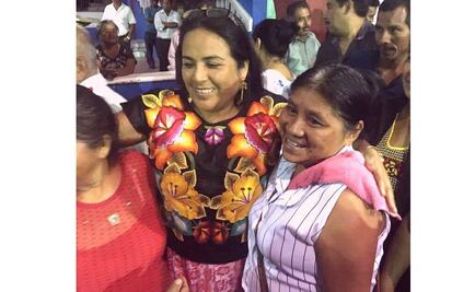 Amenazan a primera presidenta mujer electa de Santiago Lachiguiri