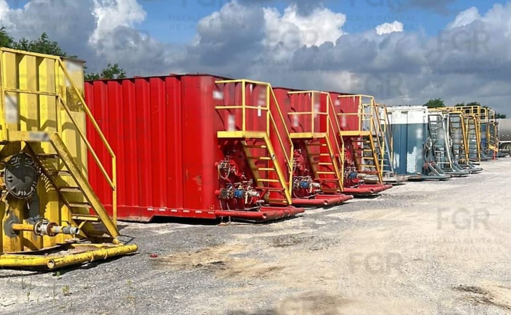 Vinculan a proceso a siete por almacenamiento ilícito de hidrocarburo en Matamoros; aseguran más de 66 mil litros.
Foto: Especial.
