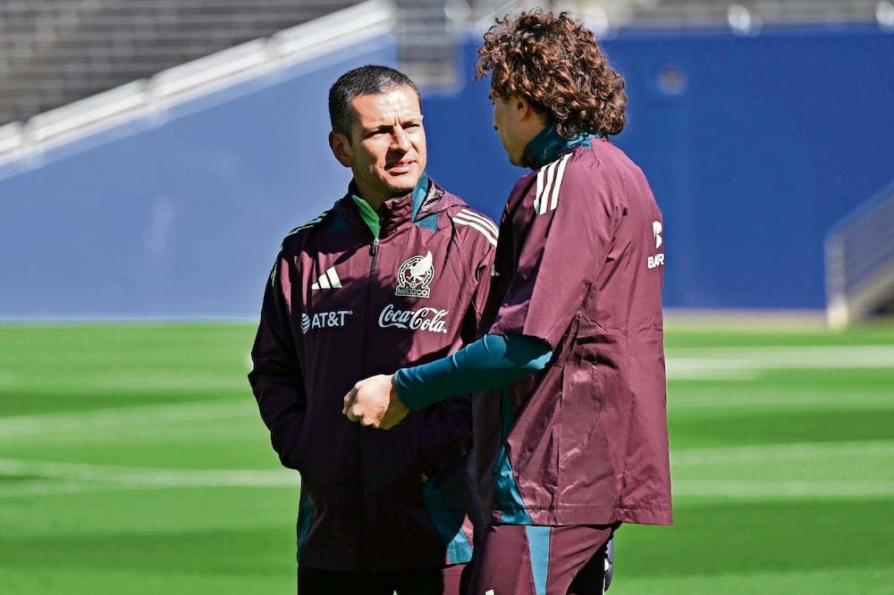 Es un gran reto el que enfrenta Lozano estos días. Foto: de WWW.IMAGO7.COM.MX