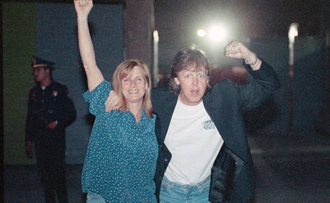 Linda Eastman y Paul McCartney. FOTO: Archivo