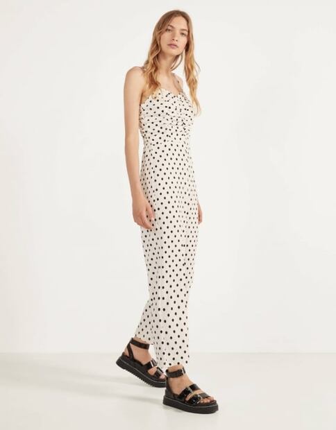 Cómo combinar vestidos según tu tipo de zapato