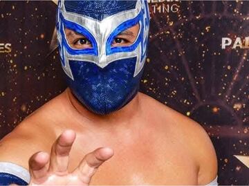 Misterius, luchador mexicano sufre terrible accidente en plena función; reportan que podría quedar parapléjico