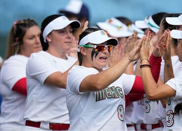 Ahora, los uniformes a la basura