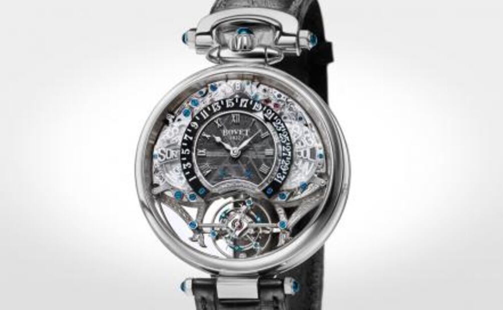 Bovet viaja del centro de la Tierra al espacio exterior