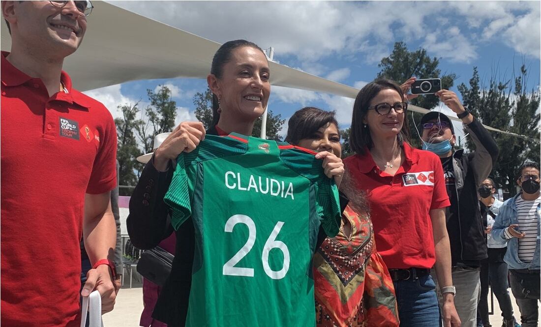 La Jefa de Gobierno de la Ciudad de México confirmó que habrá pantallas para ver los partidos del Tri / Foto: Édgar Enríquez/EL UNIVERSAL