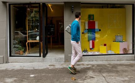 Polanqueando entre muñequitas de aparador