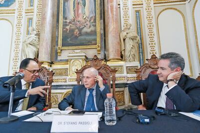 Ven ocho retos para la democracia en homenaje de Sartori