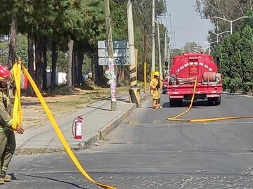 Por fuga de gas, desalojan a unos 500 habitantes en Tultepec