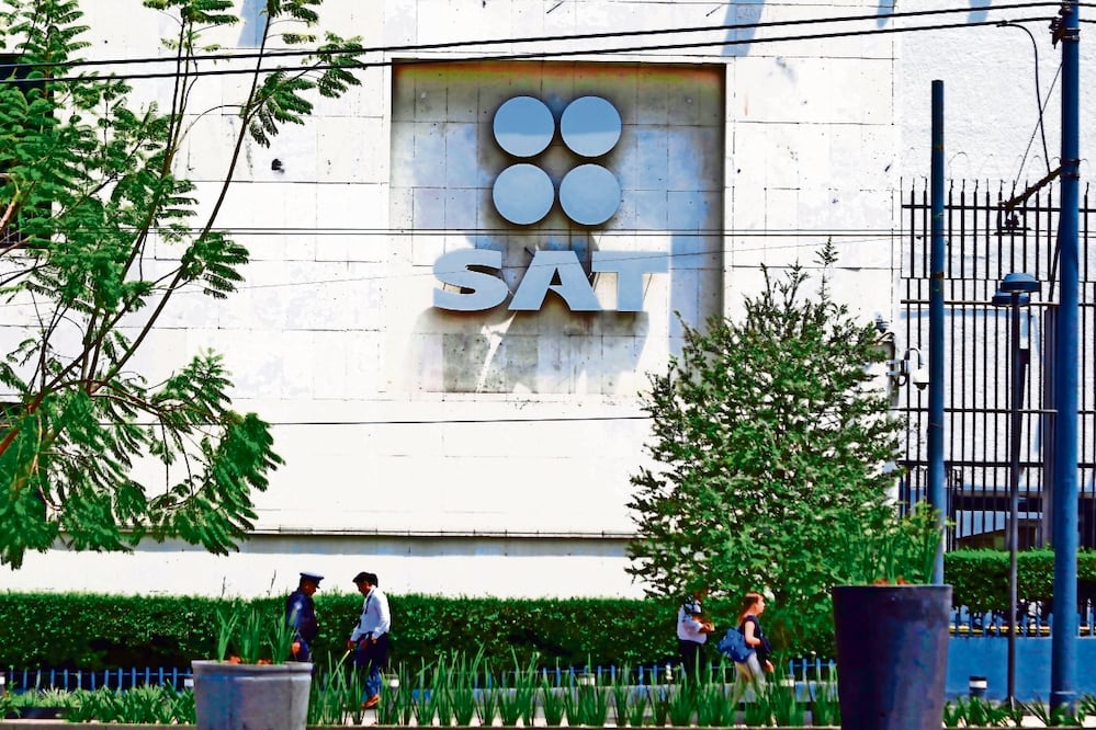 El uso de herramientas electrónicas para el pago de impuestos mejora cuando es una obligación, asegura el estudio del FMI. Foto: Archivo / EL UNIVERSAL