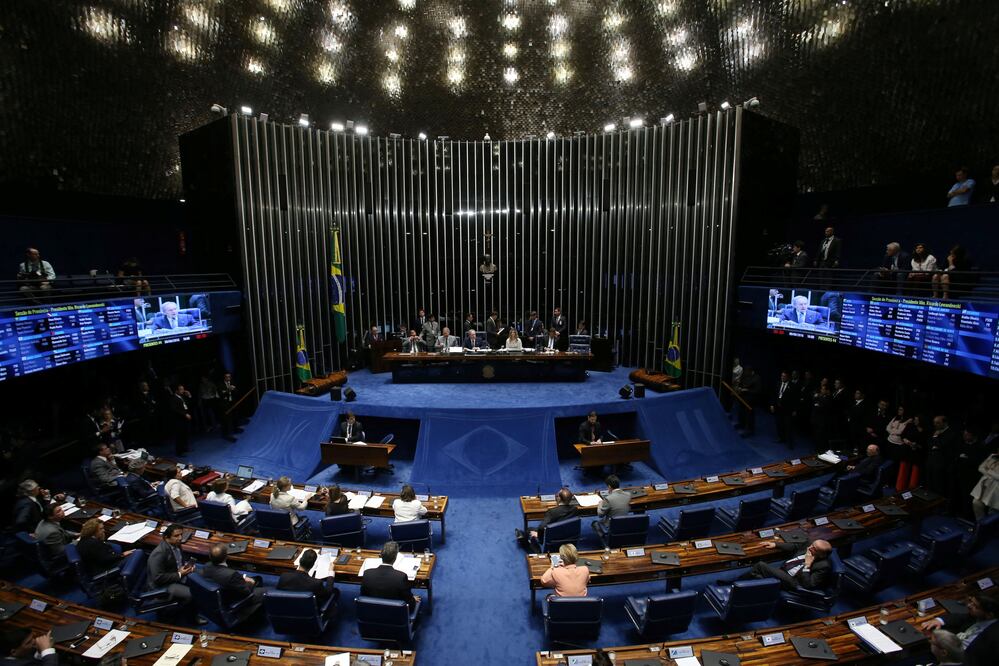 Pleno del Senado de Brasil durante la sesión para definir si la presidenta suspendida, Dilma Rousseff, será enviada a juicio  (Foto: Reuters)